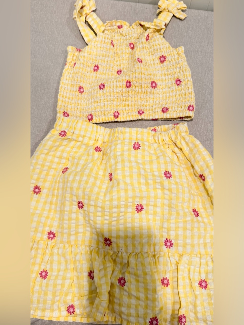 Kids btween Yellow Two-Piece Set with Pink Floral Embroidery